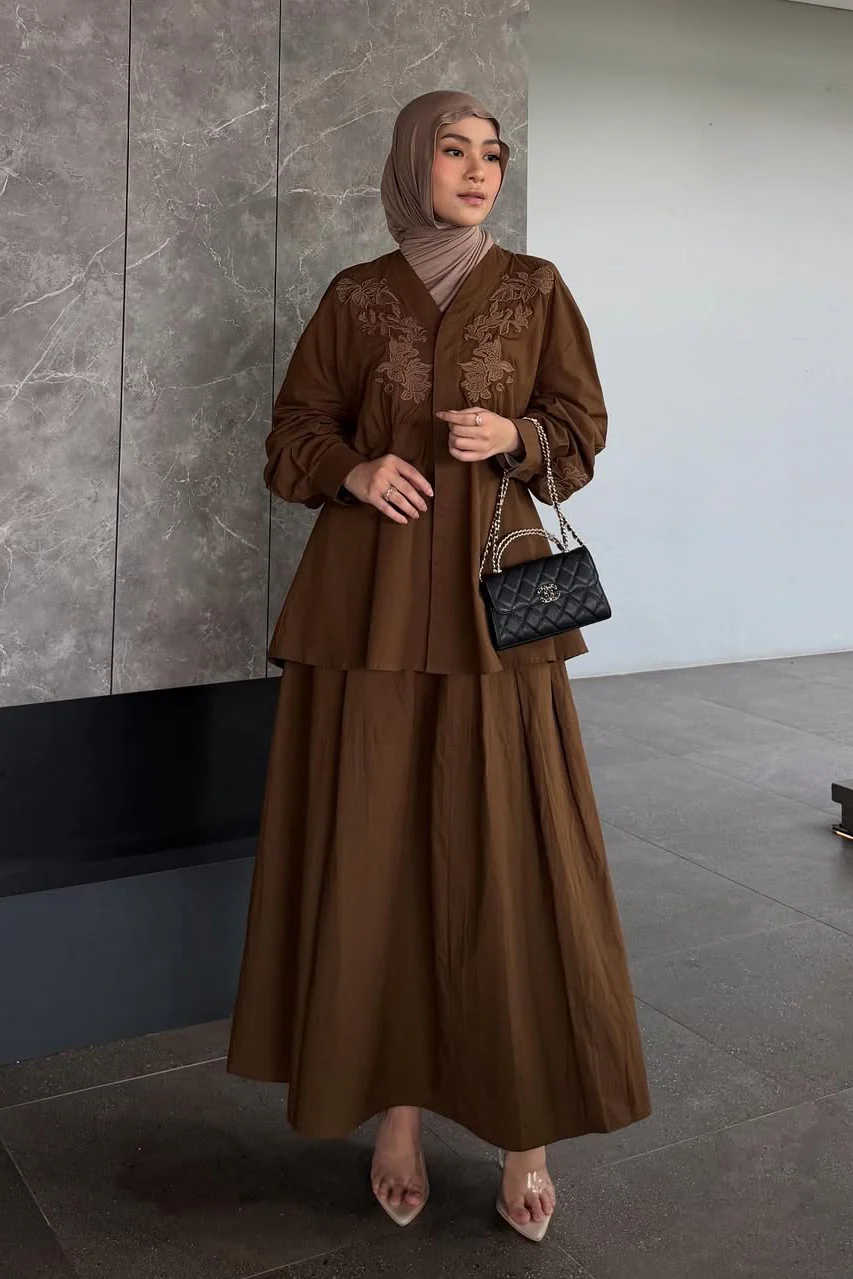 Adiba Set - Atasan Bawahan Stylish Wanita Bermotif - Image 3