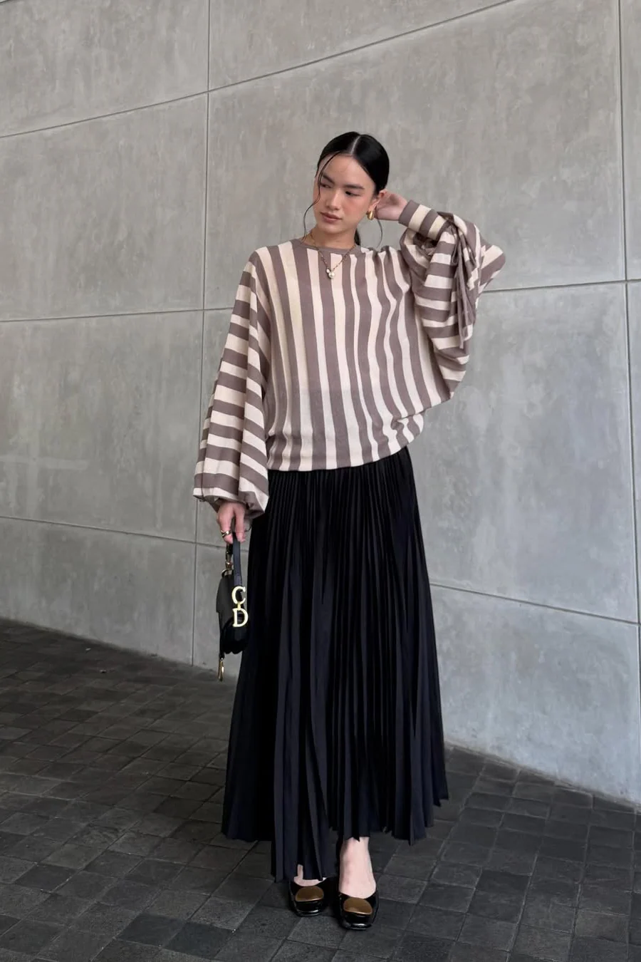 Alone Sweater - Sweater Rajut Wanita Oversized Premium Look And Comfy Wear - Image 6