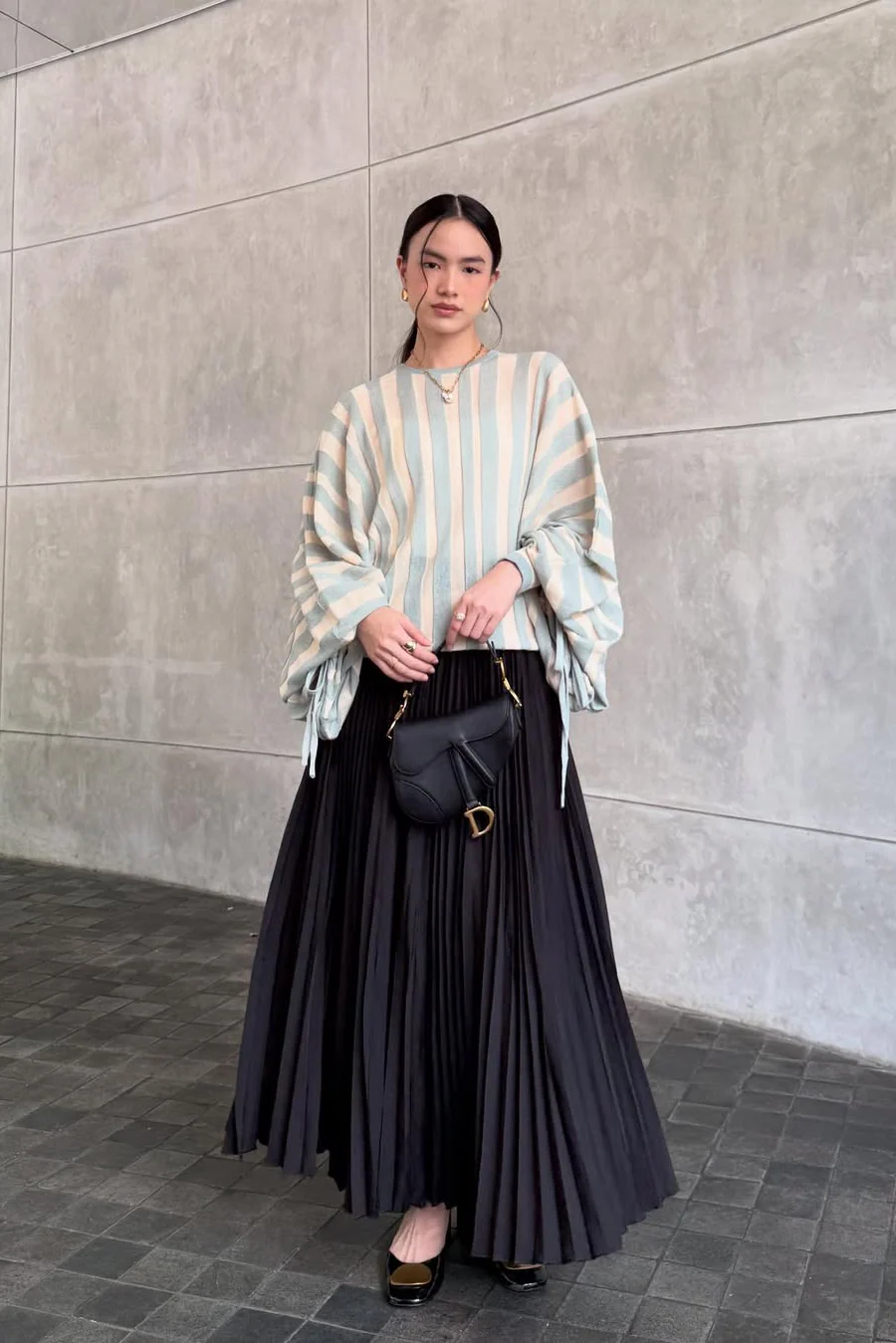 Alone Sweater - Sweater Rajut Wanita Oversized Premium Look And Comfy Wear - Image 7