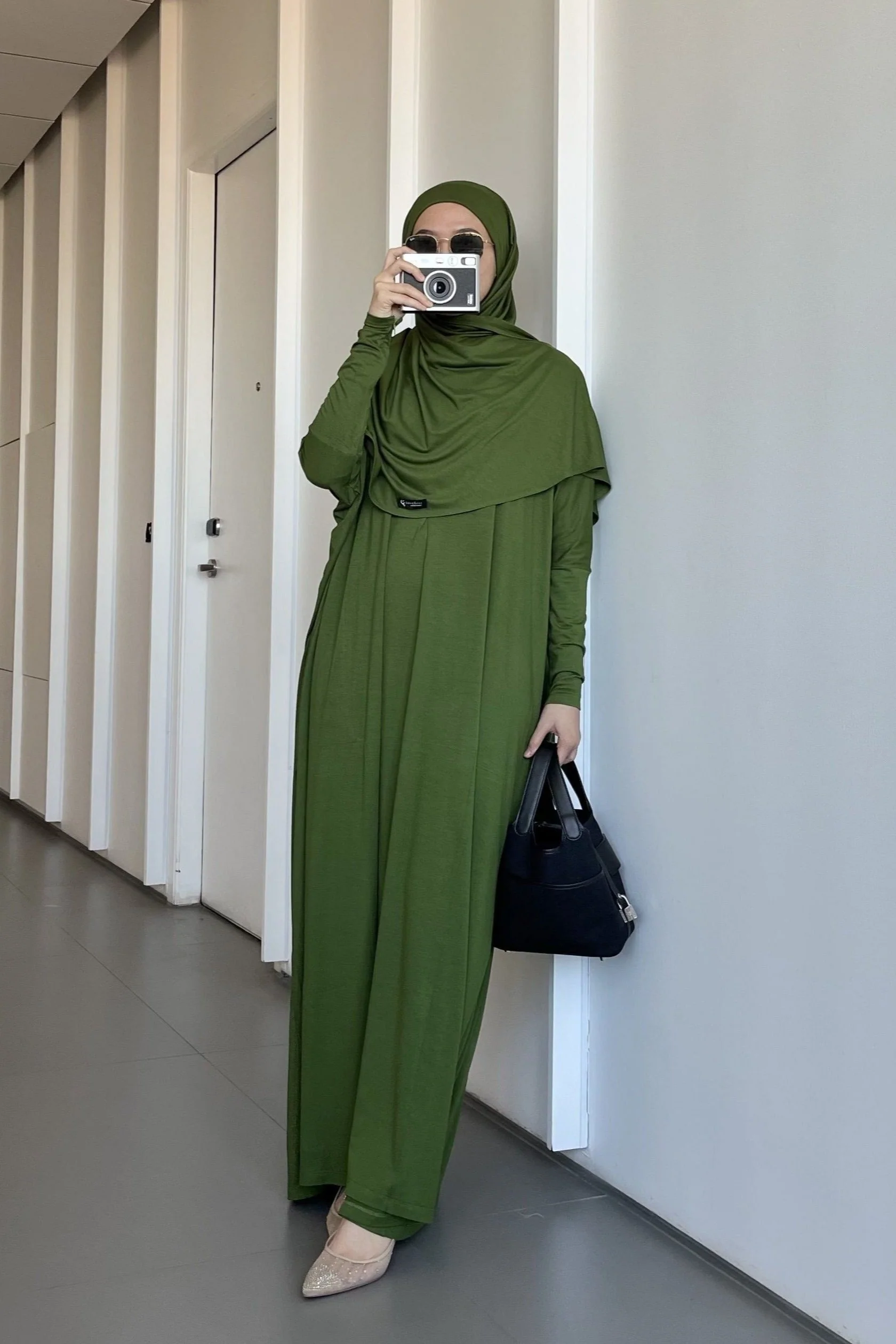 Batwing Plain Set - One Set Hijab Pasmina dan Dress Wanita - Image 4