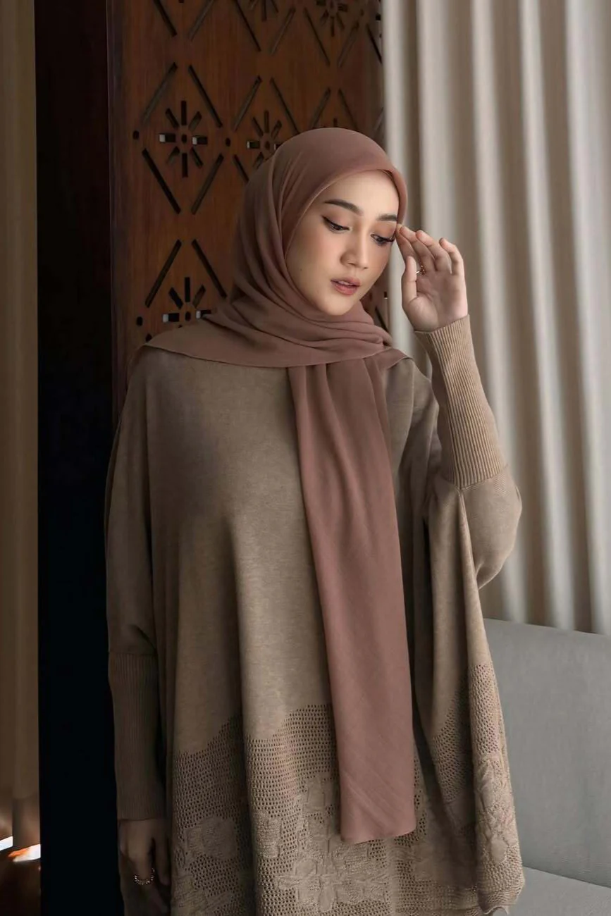 Hijab Square Oval Shawl - Hijab Pashmina Bahan Voal - Image 12