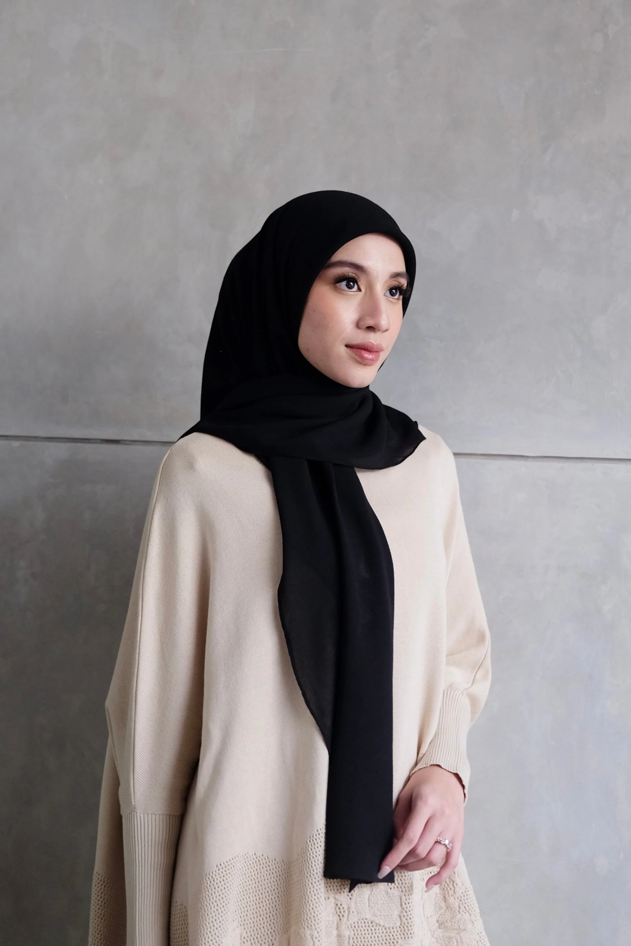 Hijab Square Oval Shawl - Hijab Pashmina Bahan Voal - Image 17