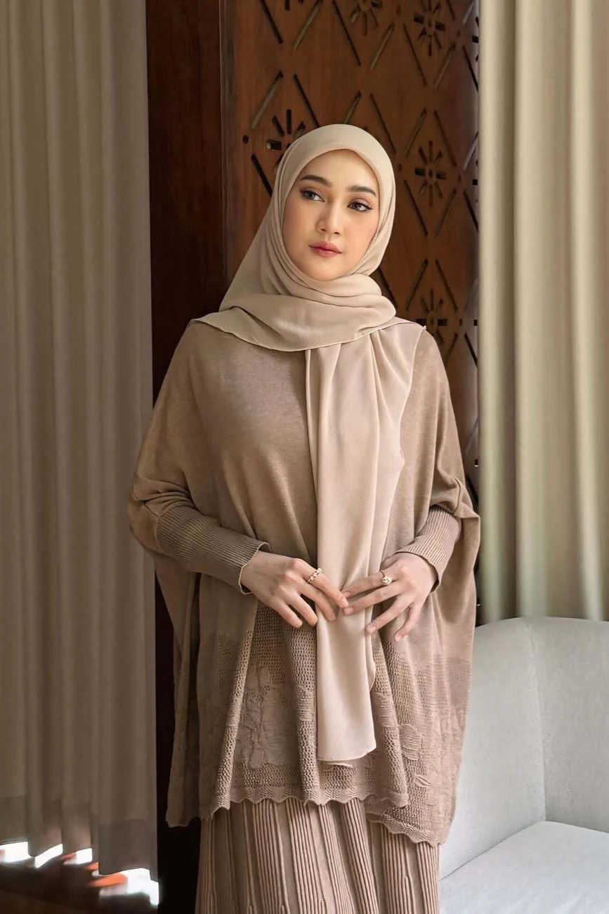 Hijab Square Oval Shawl - Hijab Pashmina Bahan Voal - Image 9