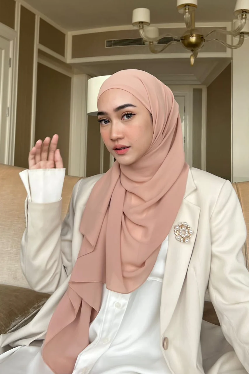 Mega Inner Shawl  - Hijab Stylish Bahan Cerruty Premium - Image 10