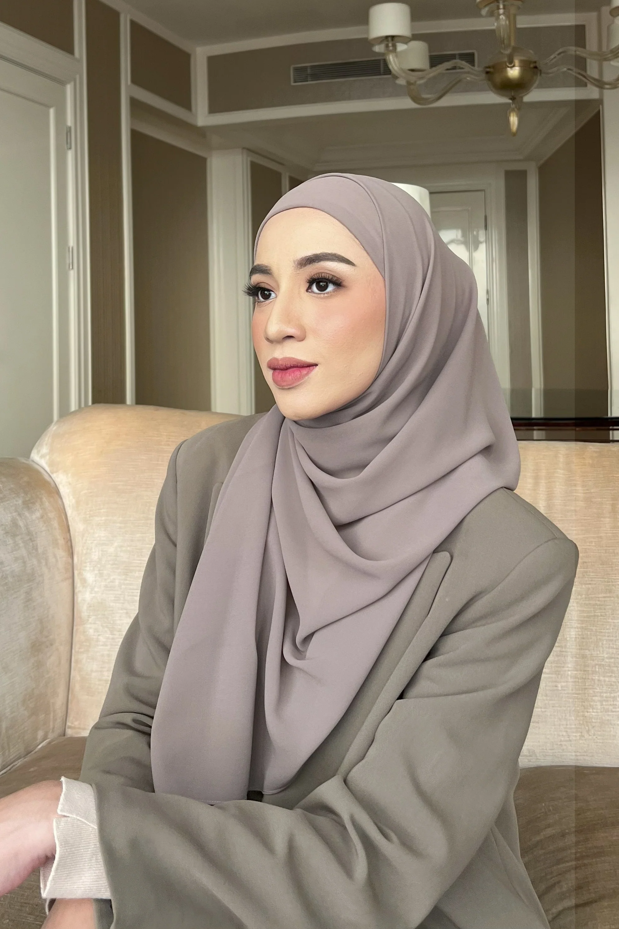 Mega Inner Shawl  - Hijab Stylish Bahan Cerruty Premium - Image 8