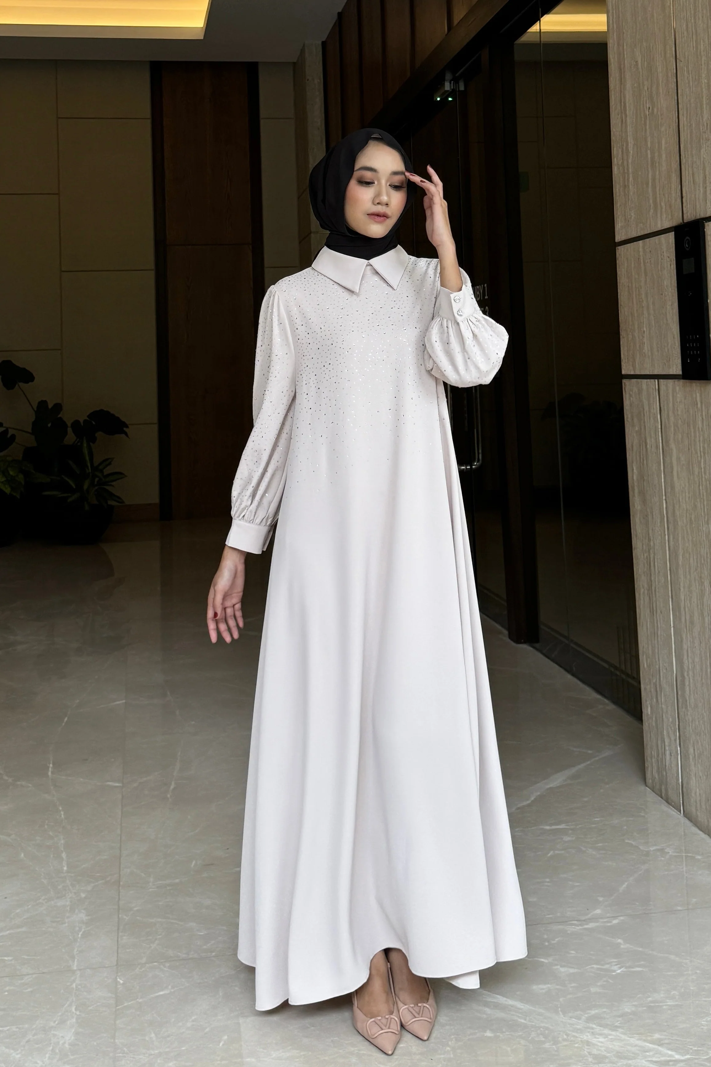 Elma Dress - Maxi Dress Motif Glitter Bahan  Soft Crepe - Image 4