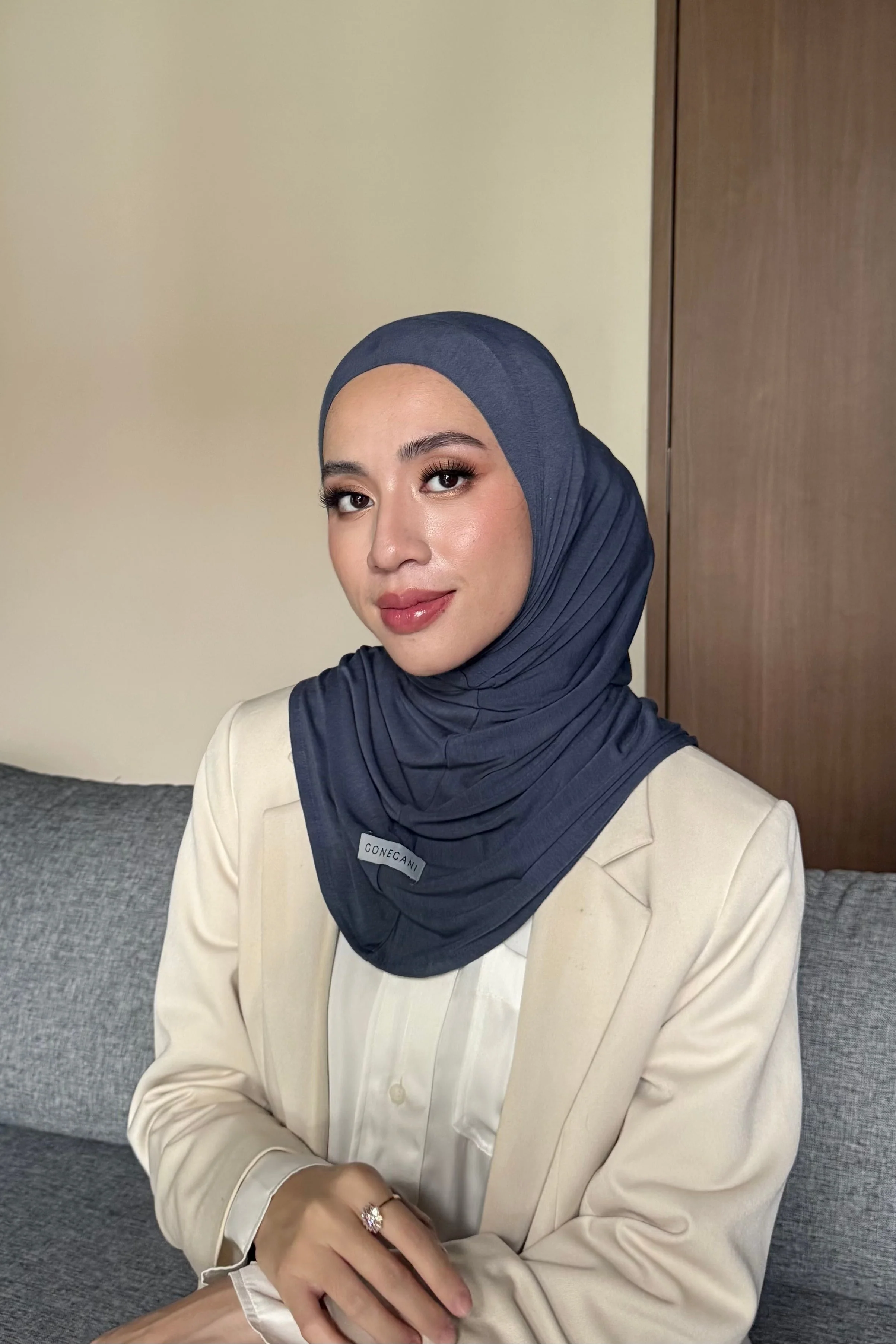 GG Mini Bergo - Hijab Wanita Instant Bahan Tencel Premium - Image 5