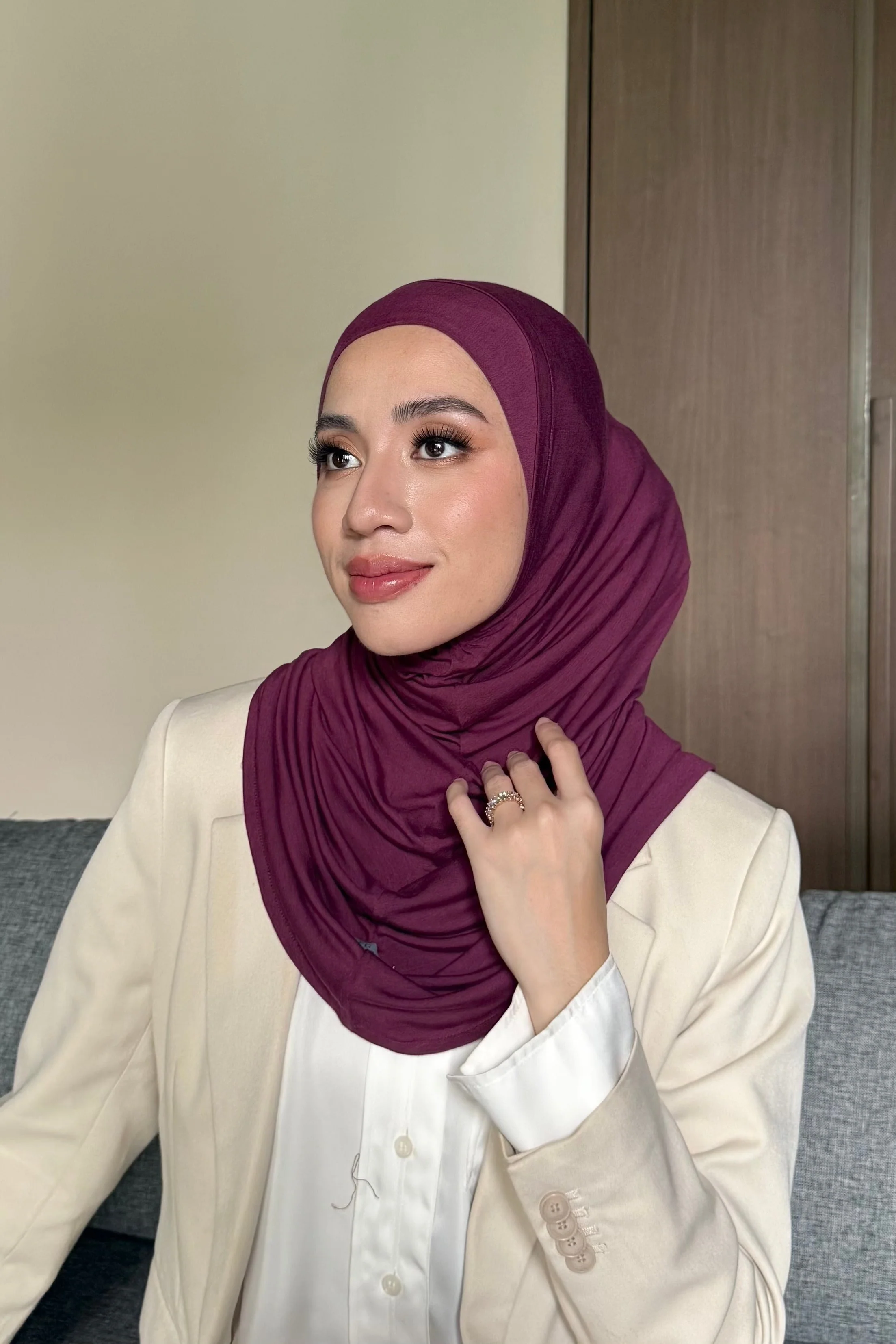 GG Mini Bergo - Hijab Wanita Instant Bahan Tencel Premium - Image 7