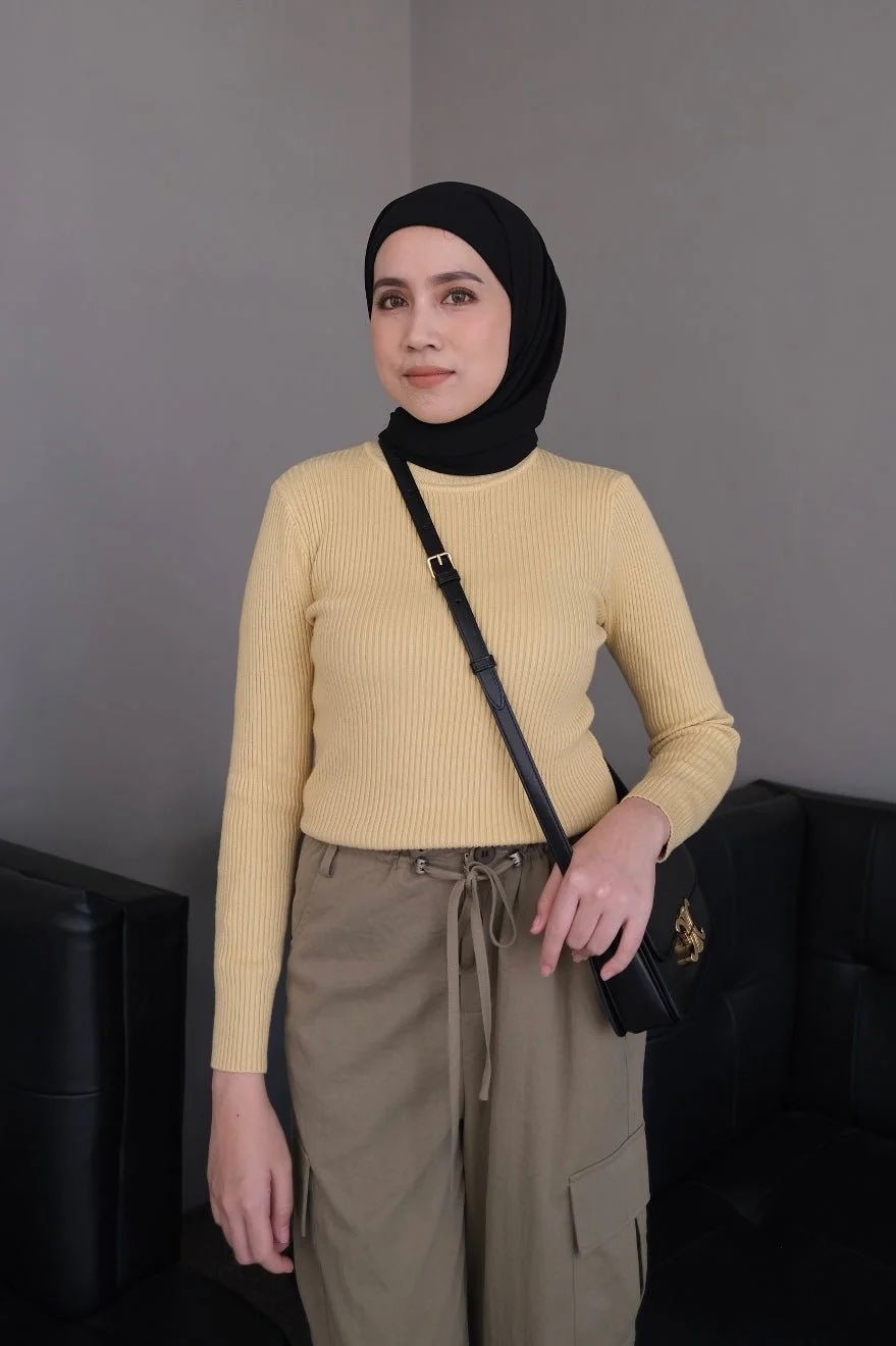 [DEFECT] - Inner Knit Plain - Dalaman Atasan Wanita Bahan Rajut - Image 3