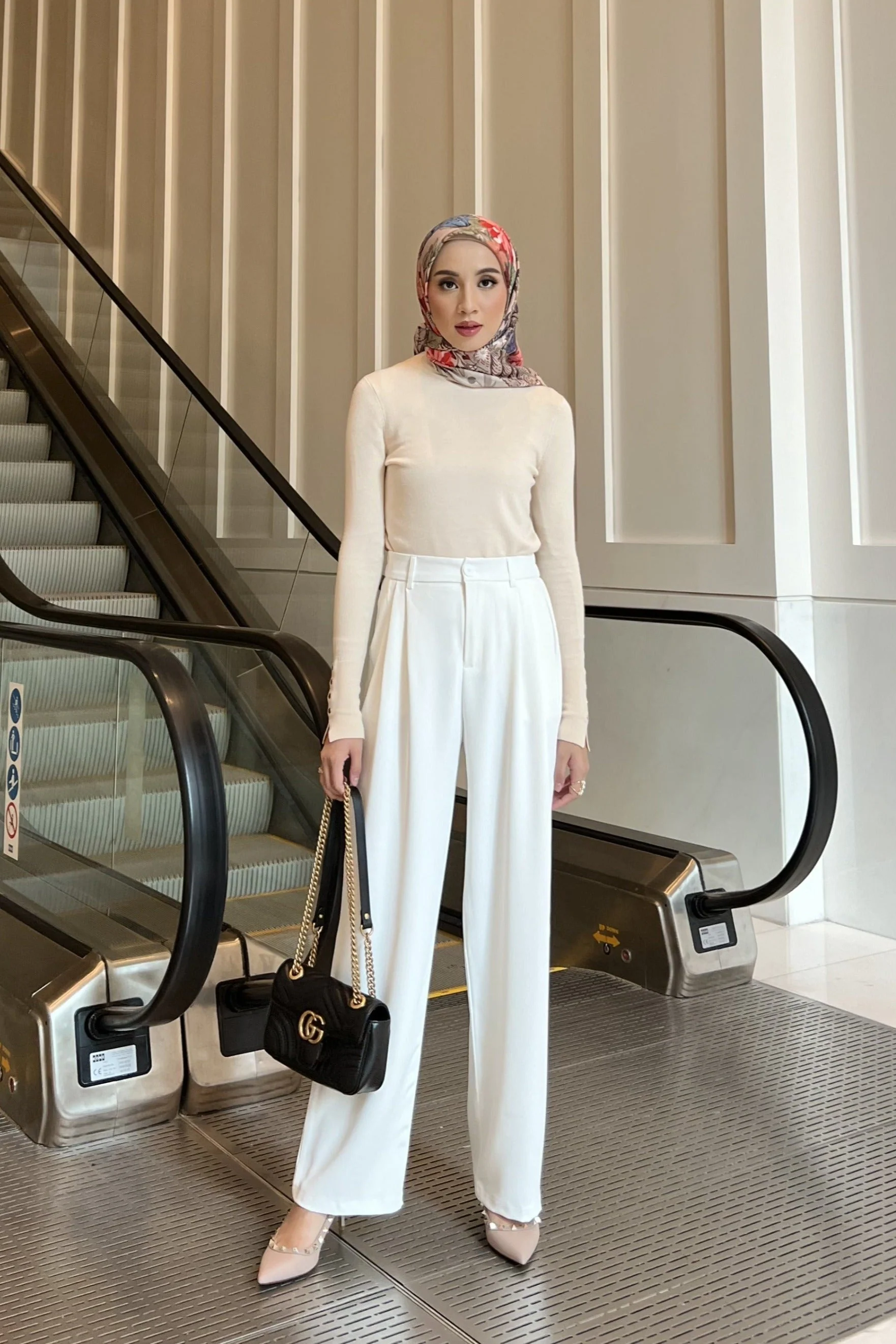 Lowee Pants - Celana Panjang Kantor Polos Trendy Wanita - Image 6