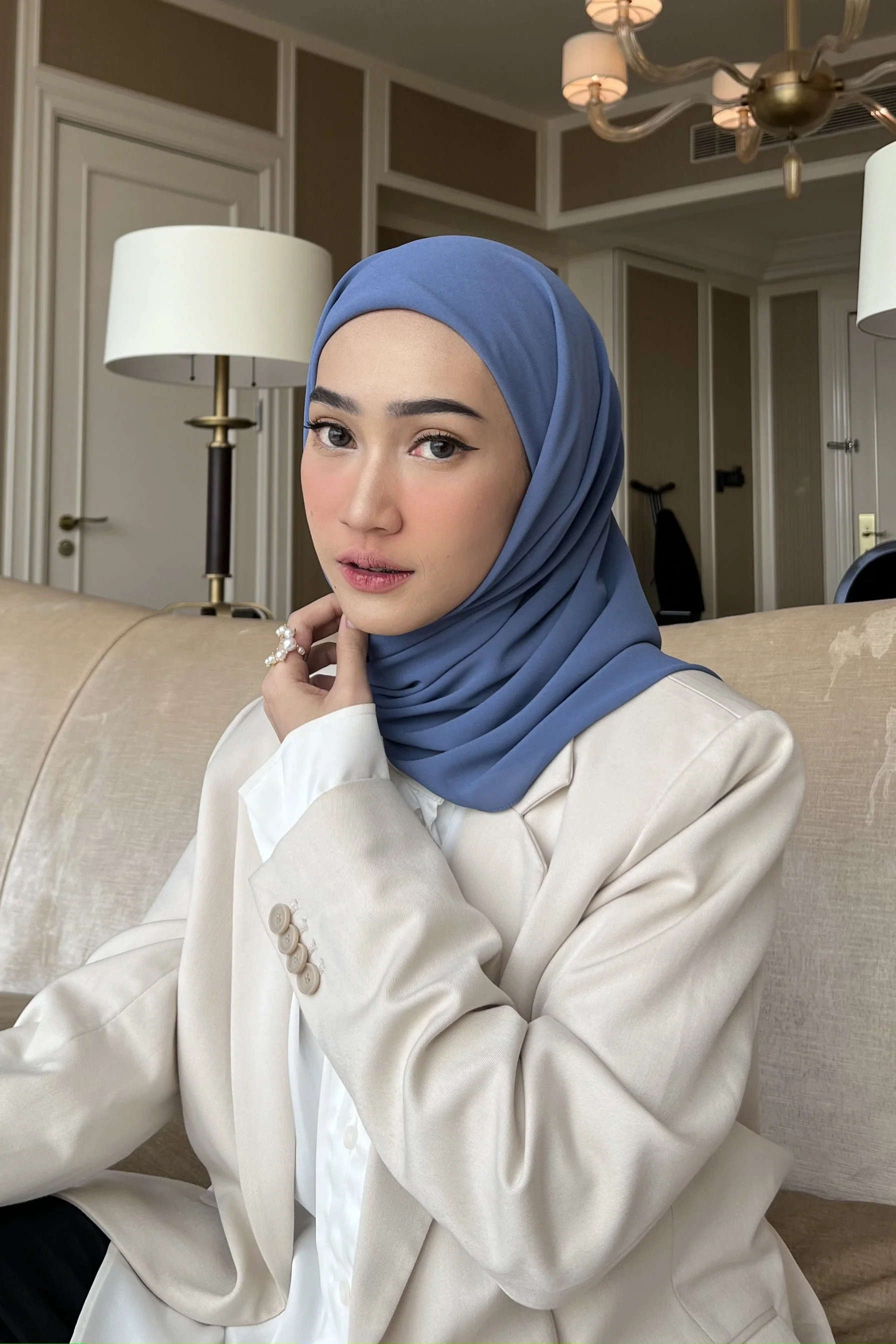 Mega Inner Square - Hijab Segi Empat Instan Polos - Image 11