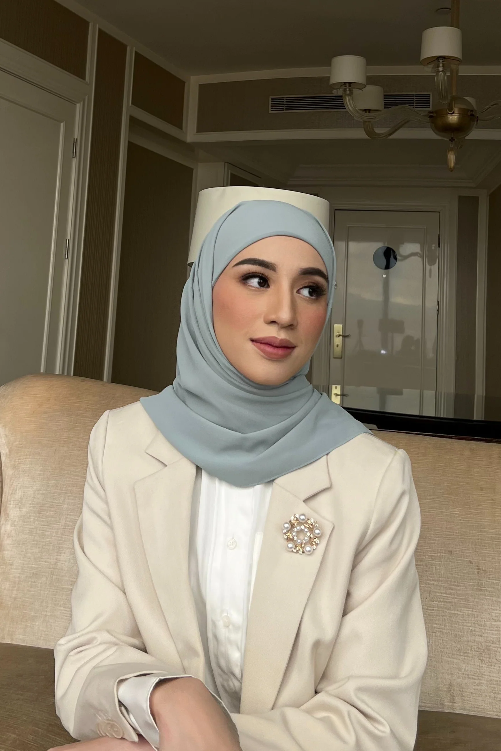 Mega Inner Square - Hijab Segi Empat Instan Polos - Image 13
