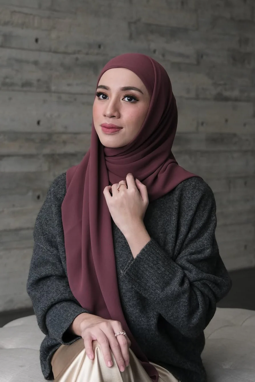 Mega Inner Square - Hijab Segi Empat Instan Polos - Image 23