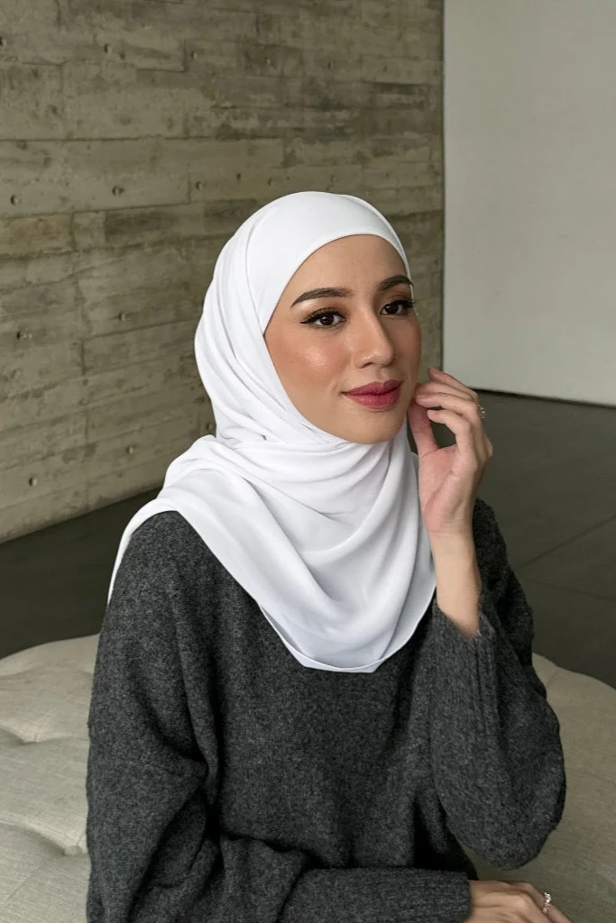 Mega Inner Square - Hijab Segi Empat Instan Polos - Image 31