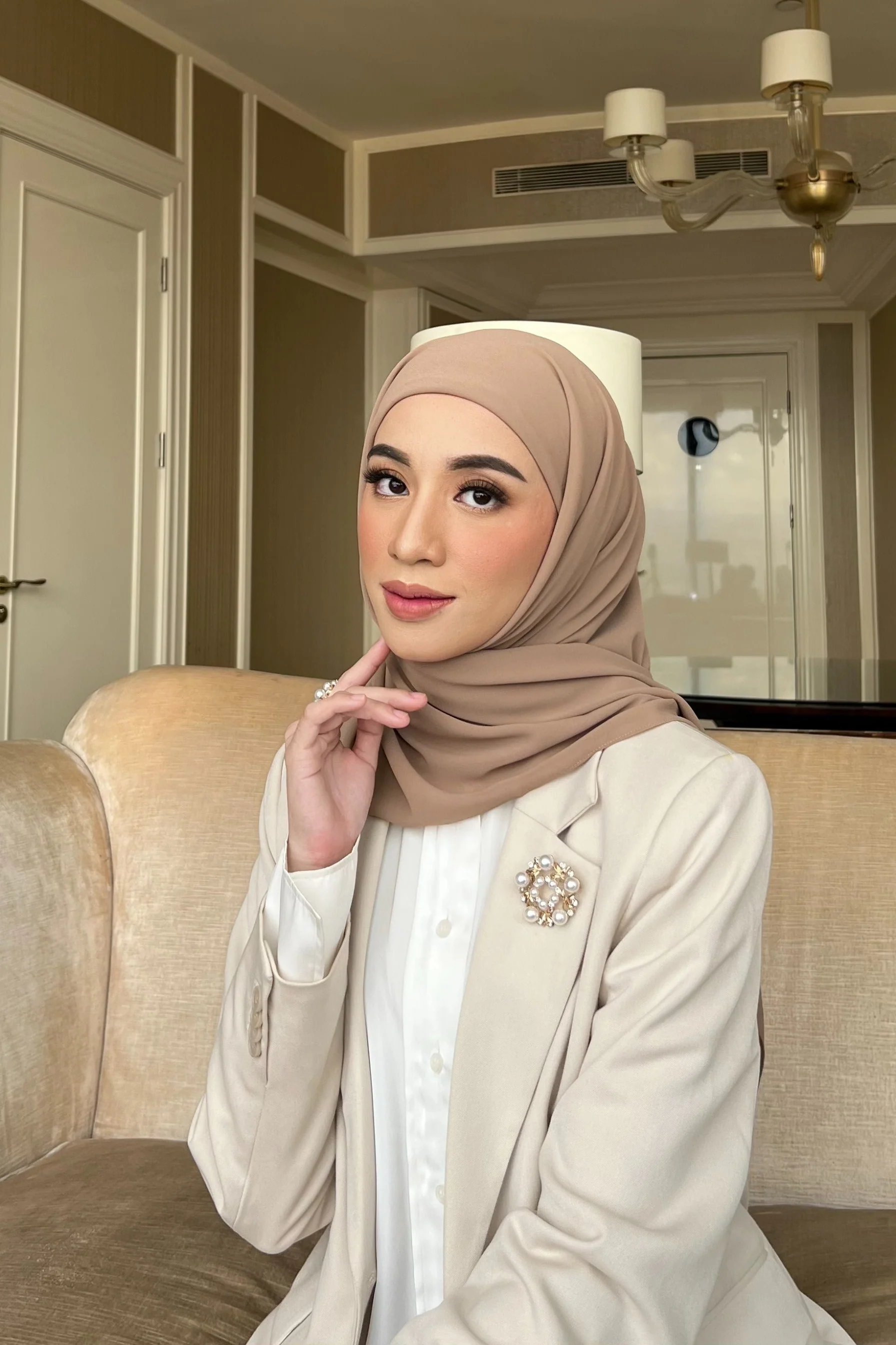 Mega Inner Square - Hijab Segi Empat Instan Polos - Image 6