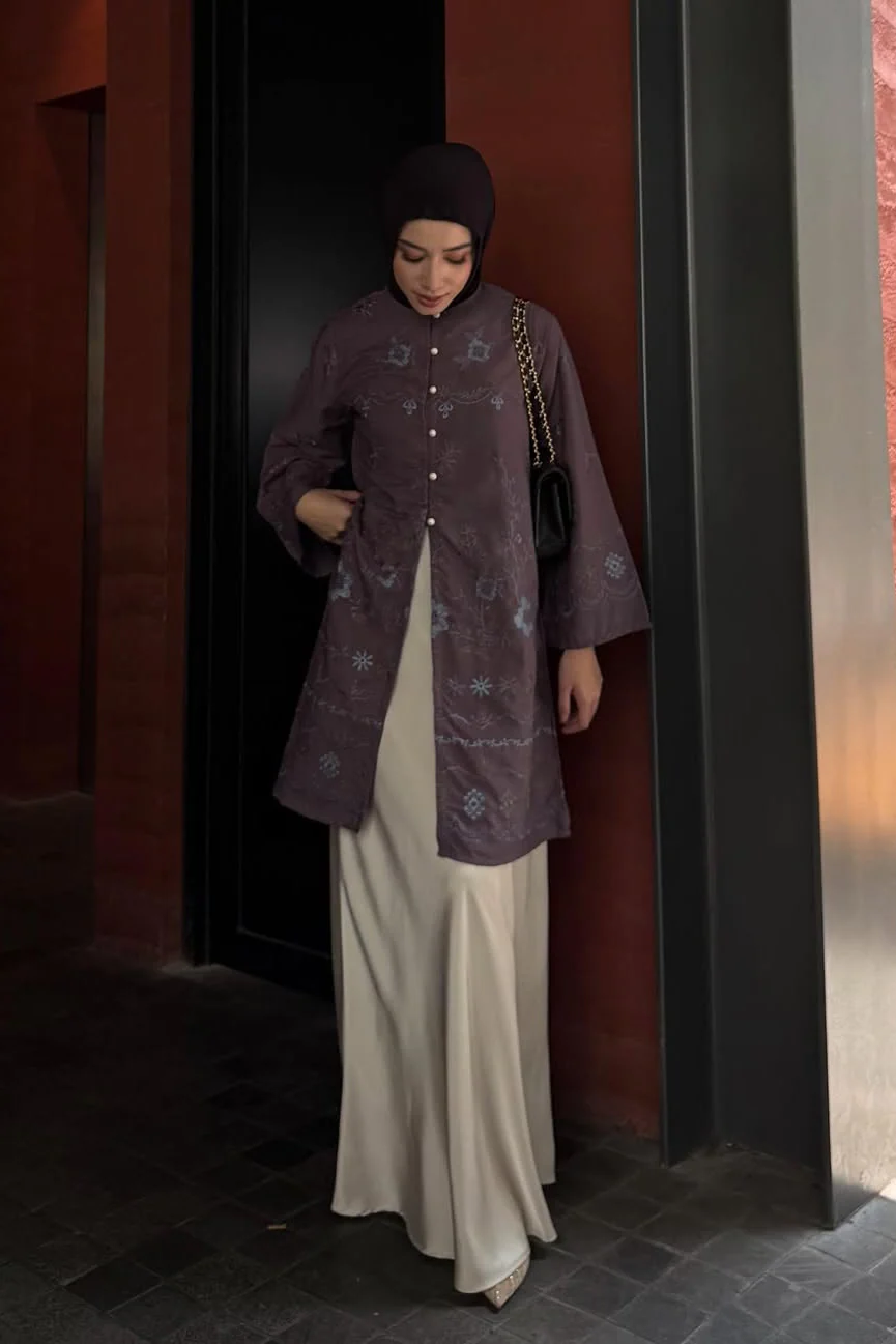 Rayana Tunic Series - Long Tunik Wanita Elegan Dan Mewah Bahan Cotton Spesial Hari Raya - Image 10