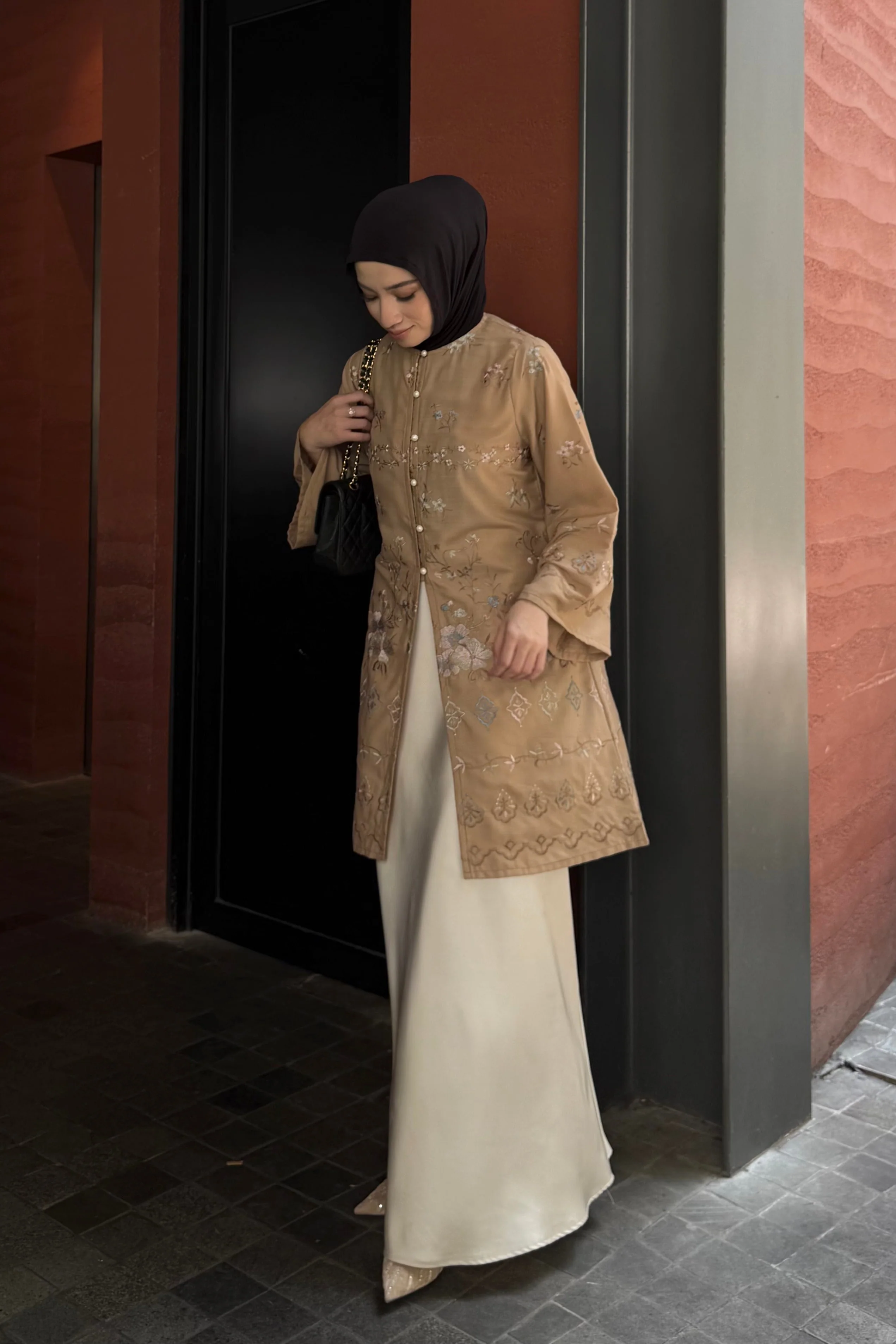Rayana Tunic Series - Long Tunik Wanita Elegan Dan Mewah Bahan Cotton Spesial Hari Raya - Image 13