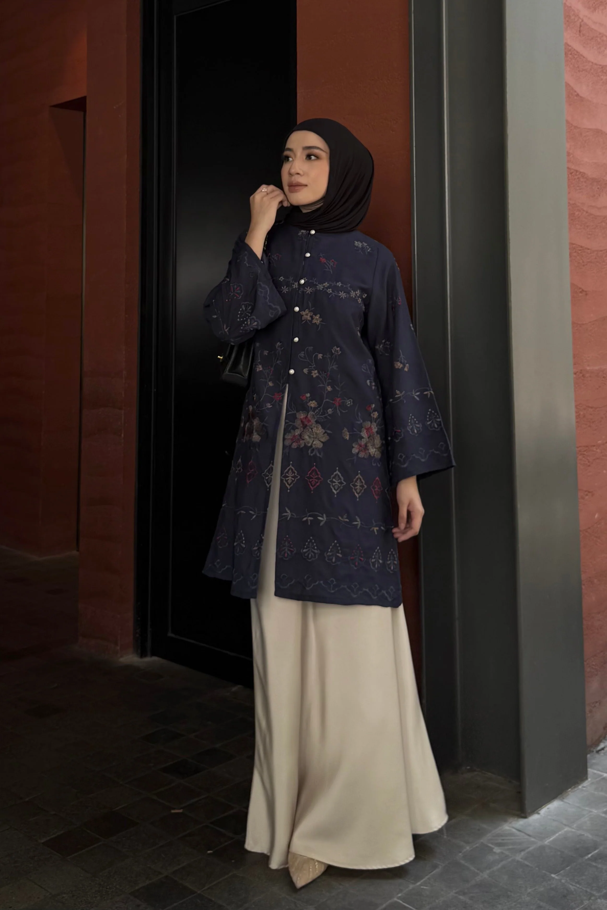 Rayana Tunic Series - Long Tunik Wanita Elegan Dan Mewah Bahan Cotton Spesial Hari Raya - Image 15