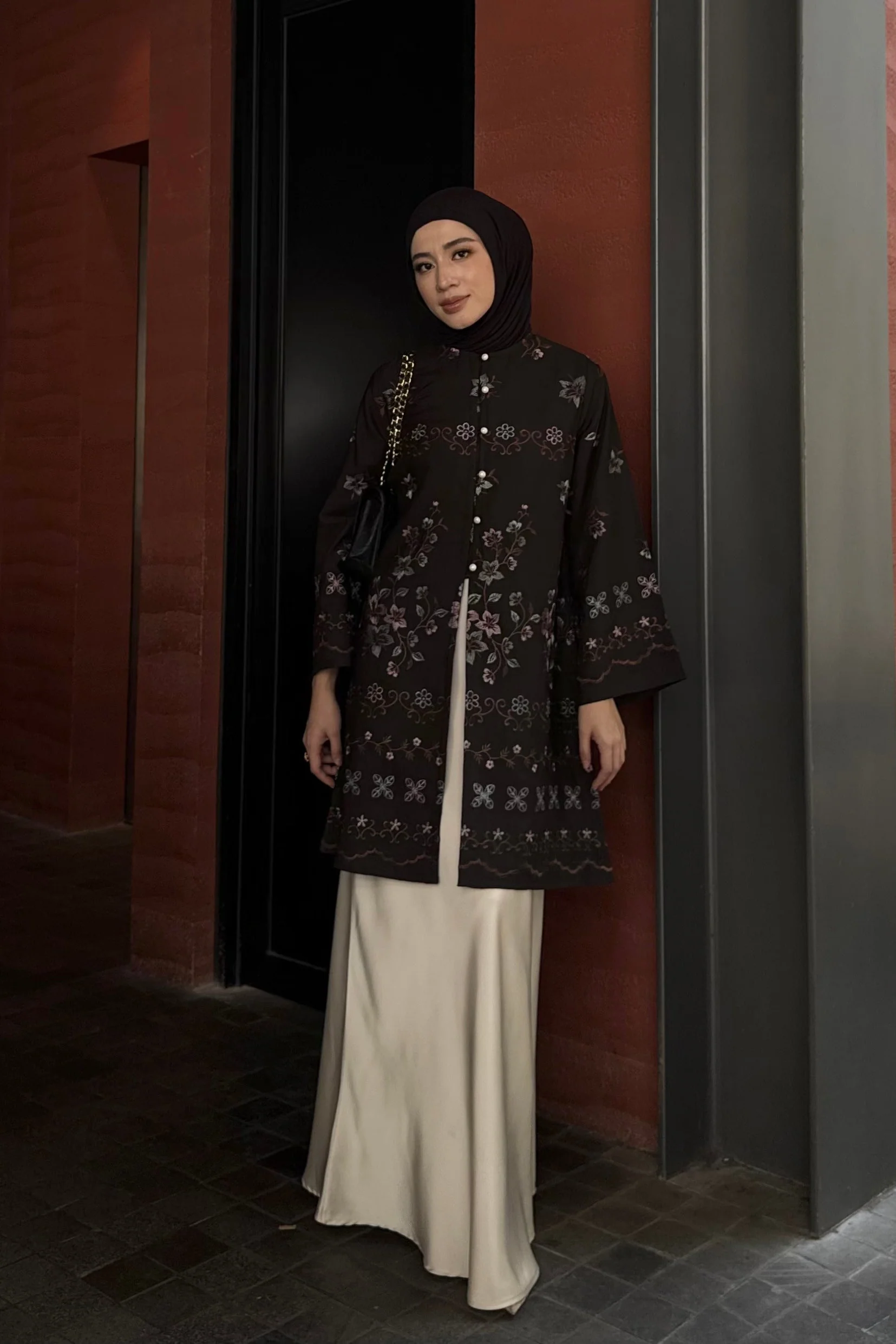 Rayana Tunic Series - Long Tunik Wanita Elegan Dan Mewah Bahan Cotton Spesial Hari Raya - Image 20