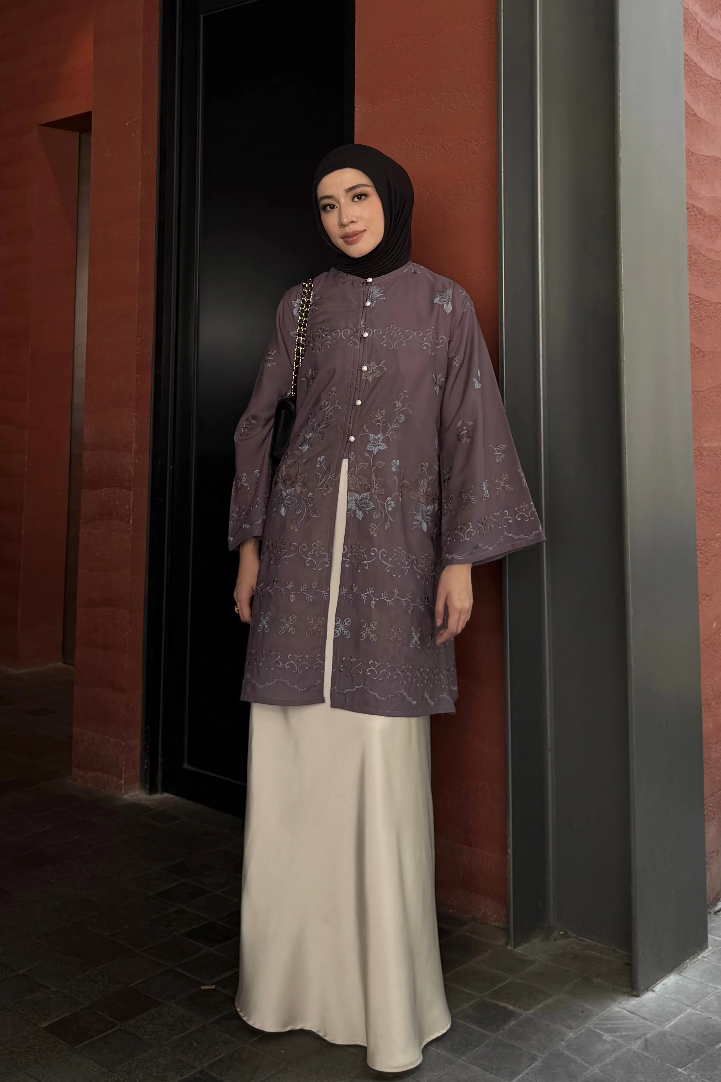Rayana Tunic Series - Long Tunik Wanita Elegan Dan Mewah Bahan Cotton Spesial Hari Raya - Image 23