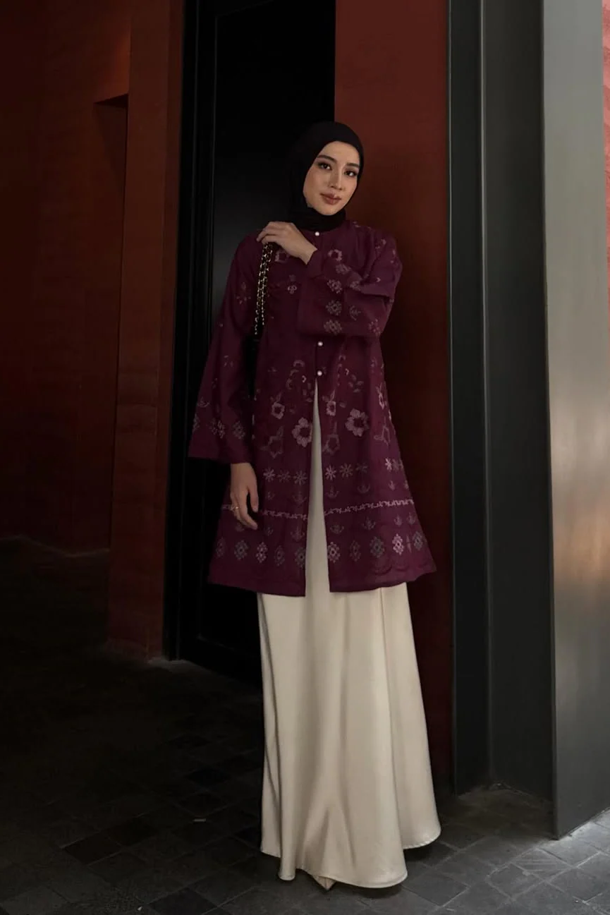 Rayana Tunic Series - Long Tunik Wanita Elegan Dan Mewah Bahan Cotton Spesial Hari Raya - Image 8
